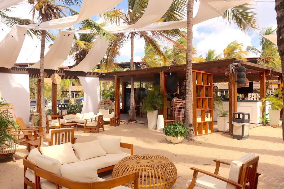 Eden Beach Resort in Kralendijk op Bonaire, foto 2